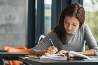 For studying, a better focus is very crucial; if you are not able to do it, then here are some best ways to concentrate on your studies.