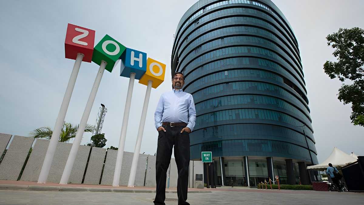 Sridhar Vembu gave a hopeful announcement to all the job seekers by saying Zoho is planning to hire 1000 employees and will not do any layoffs.
